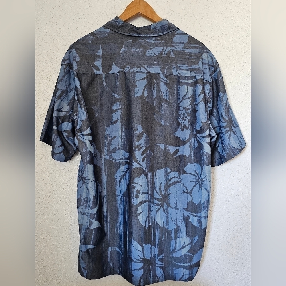QUICKSILVER Large Blue Hawaiian Button down shirt - Picture 5 of 10